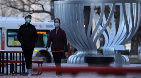 K­a­n­a­d­a­­d­a­ ­k­o­r­o­n­a­v­i­r­ü­s­t­e­n­ ­b­i­n­ ­8­8­4­­ü­n­c­ü­ ­ö­l­ü­m­